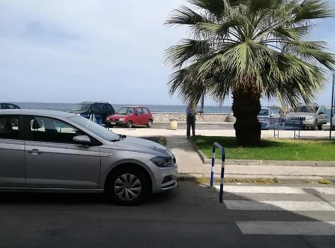 Marvin's Giardini-Naxos